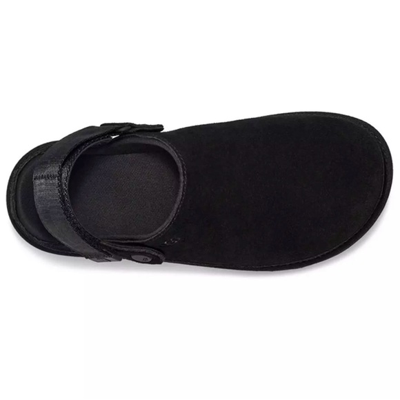 UGG Black Goldenstar clogs size 5 Youth/ 6-6.5 women’s /37 EU hot trend $130 - Picture 3 of 14